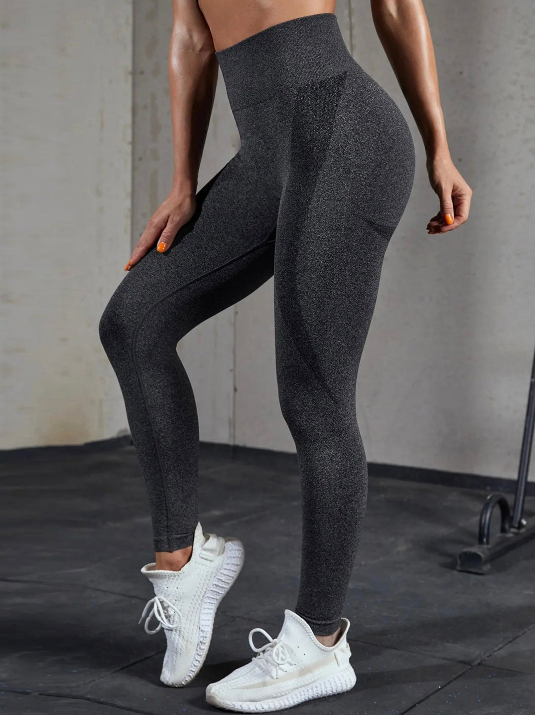 Women’s Seamless High-Waist Leggings – Butt-Lifting, Flexible, and Designed for Performance