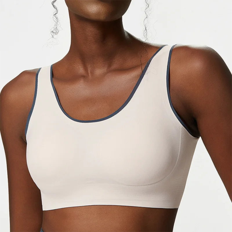 Color Contrast Gym Crop Tops with Chest Pads