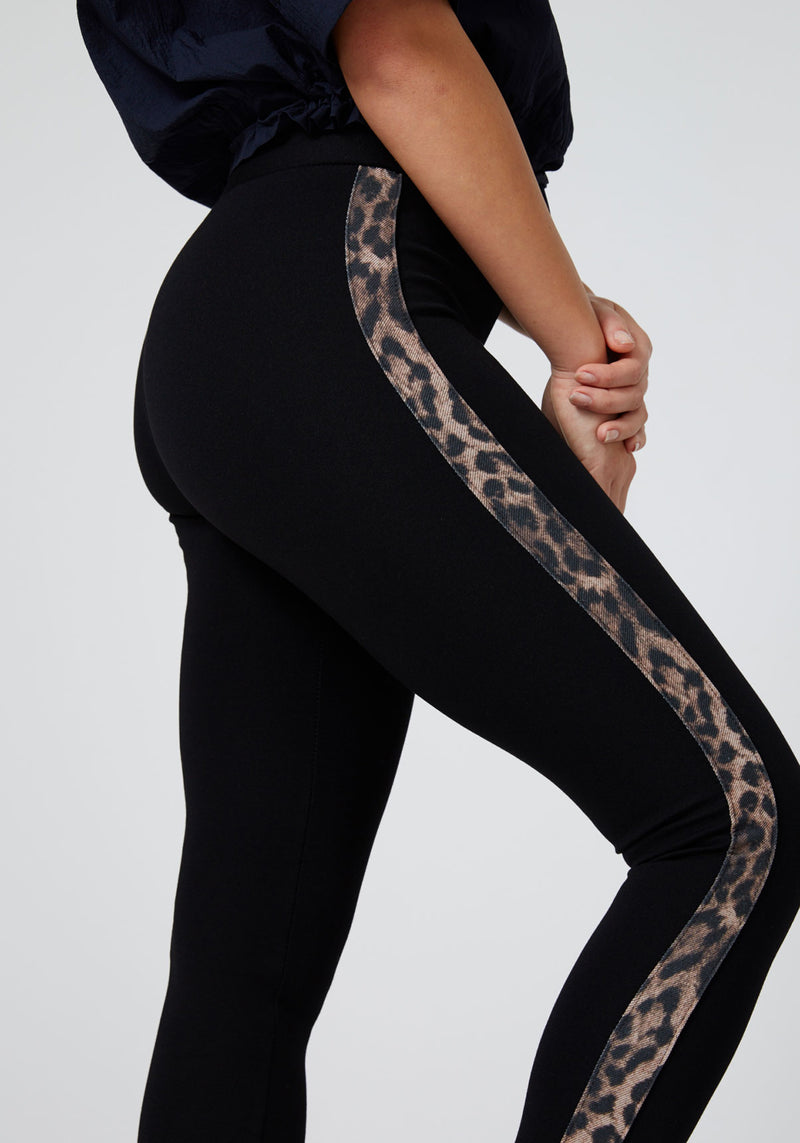 SLIM Boost Leopard Compression Leggings with Silver Anti-bacterial Finish -  Proskins Men and Womens Baselayers and Sportswear